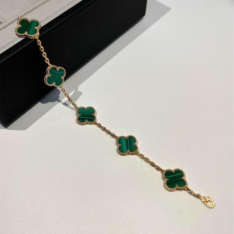 CLOVER BRACELETS